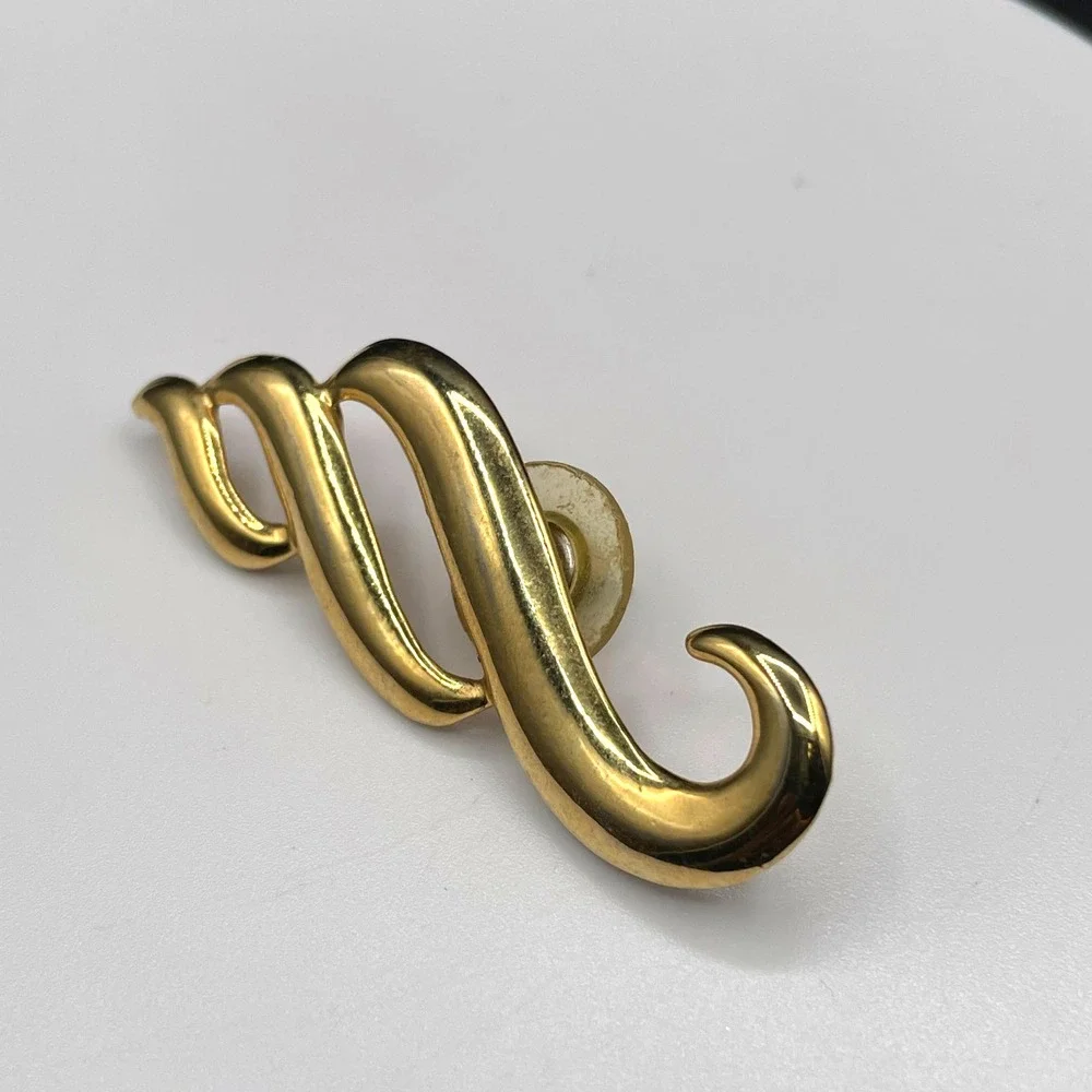 The Unbranded Brand vintage gold